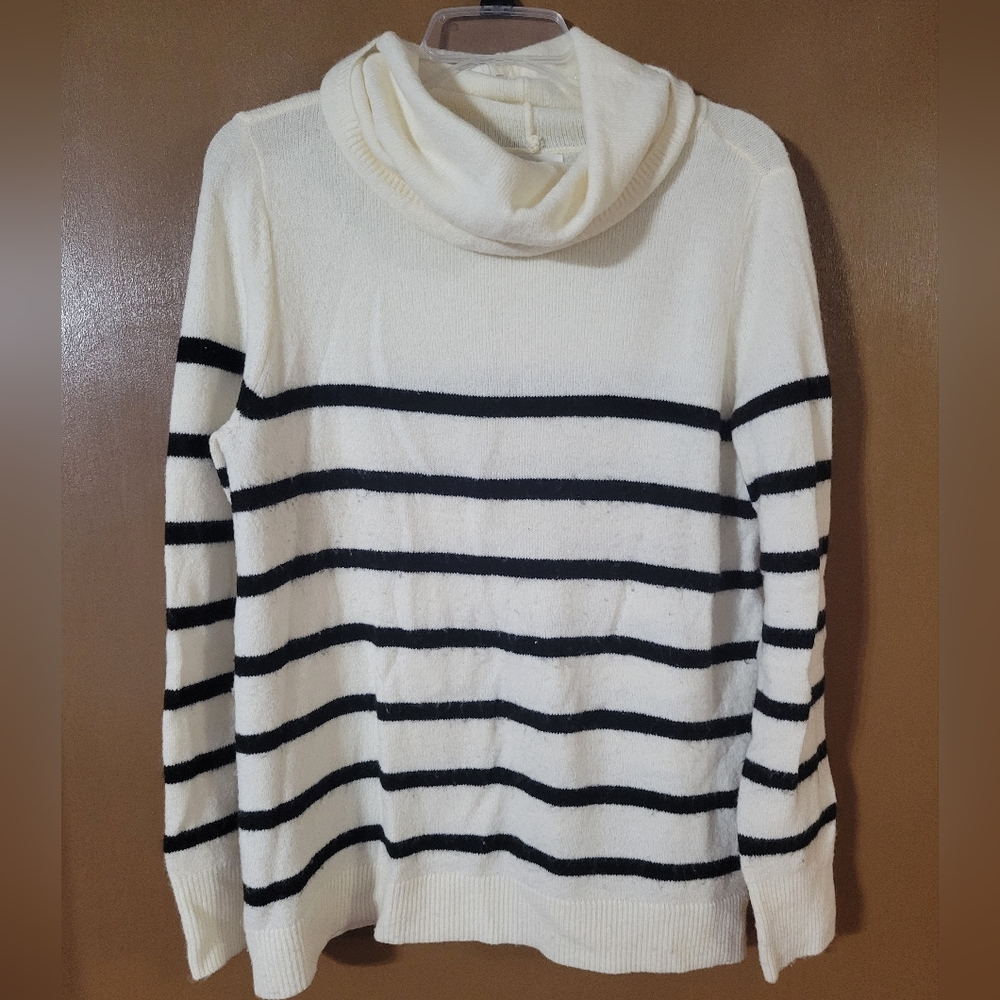 Old Navy Cowl Neck Striped Sweater Medium